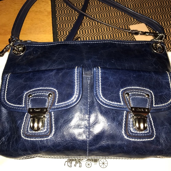 Coach crossbody bag with dust bag - Picture 3 of 4